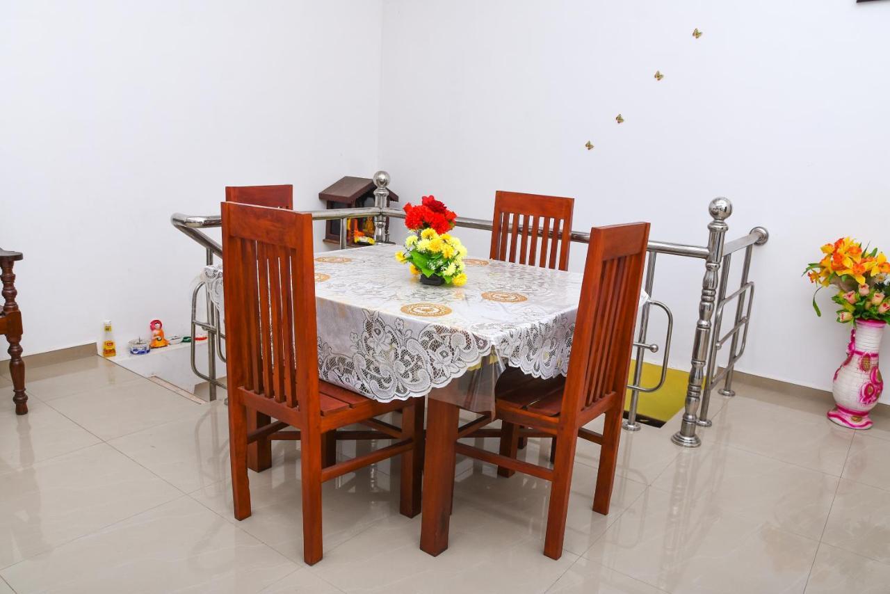 Rashmi Homestay Balapitiya Extérieur photo